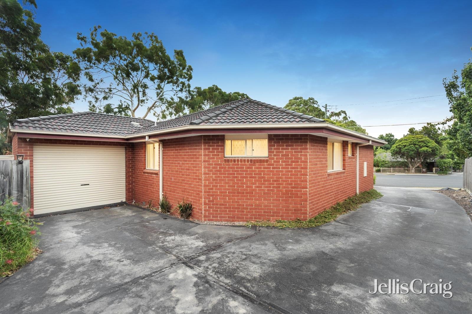 1/4 Condah Court, Ashwood image 12