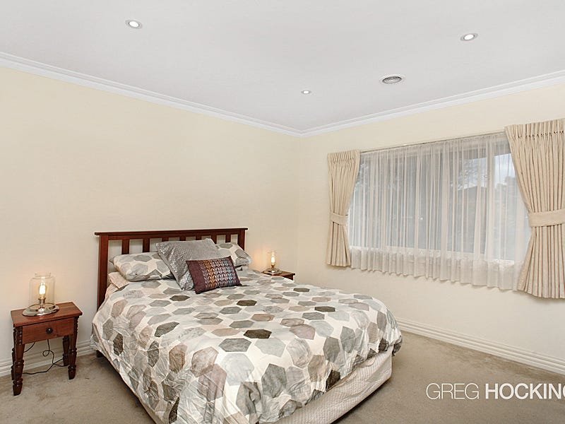 14 Curlew Avenue, Altona image 6