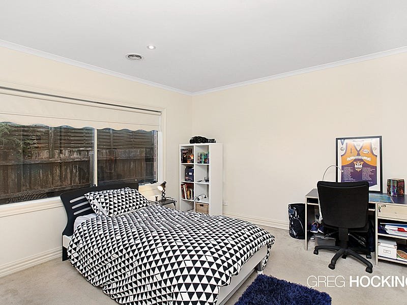 14 Curlew Avenue, Altona image 8