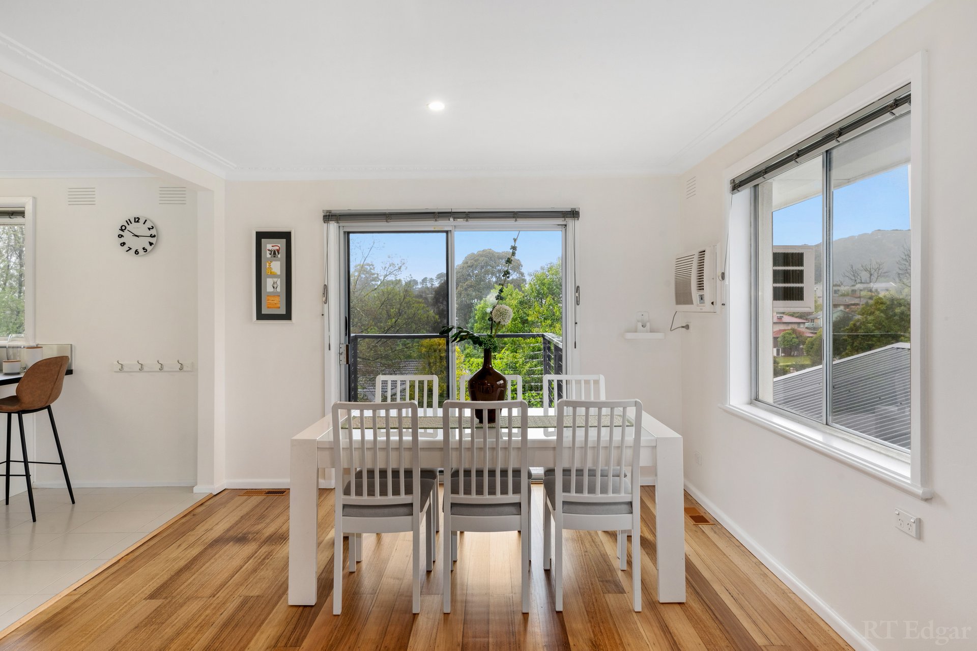 Property Gallery Thumbnail 6