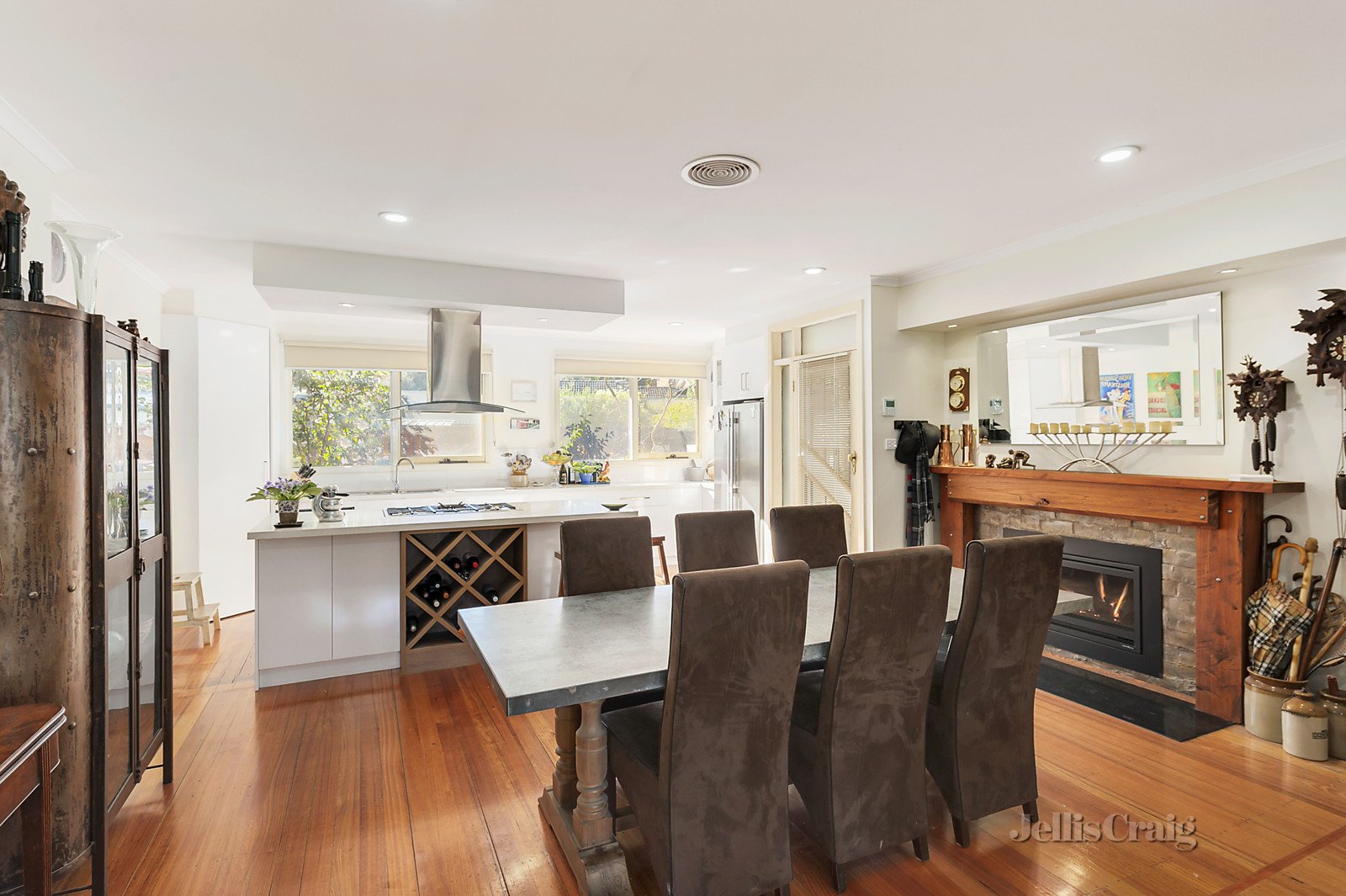 1/4 Currawong Lane, Greensborough image 5