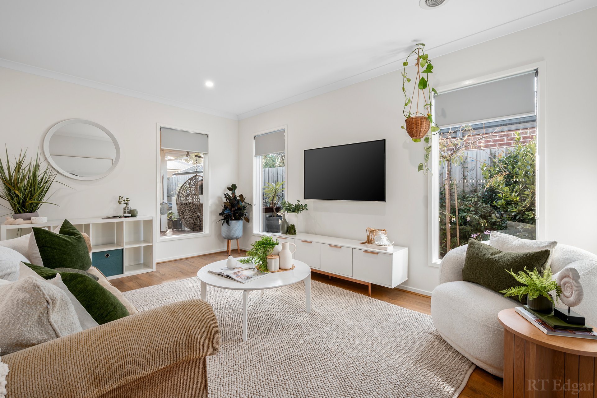 Property Gallery Thumbnail 2