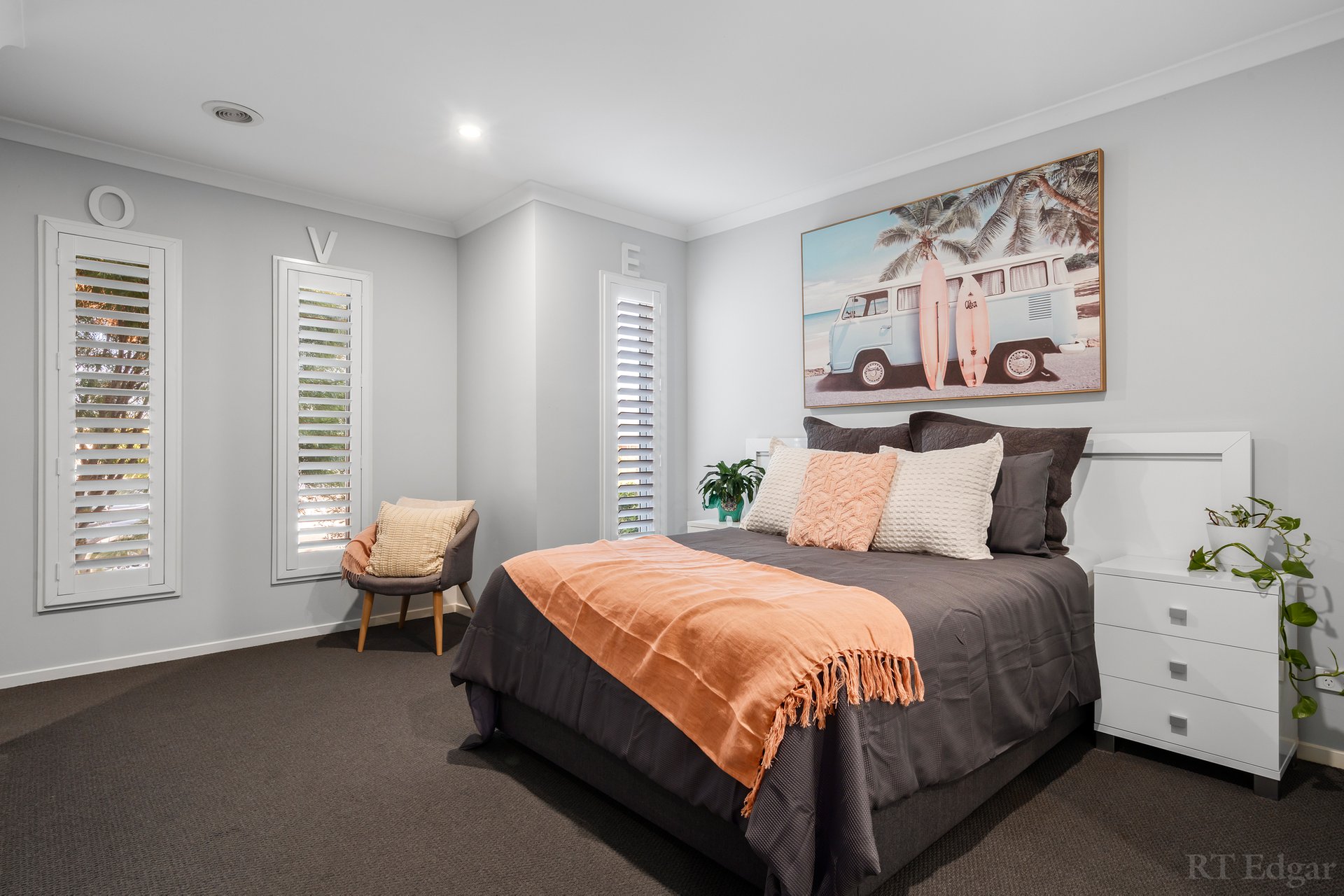 Property Gallery Thumbnail 11