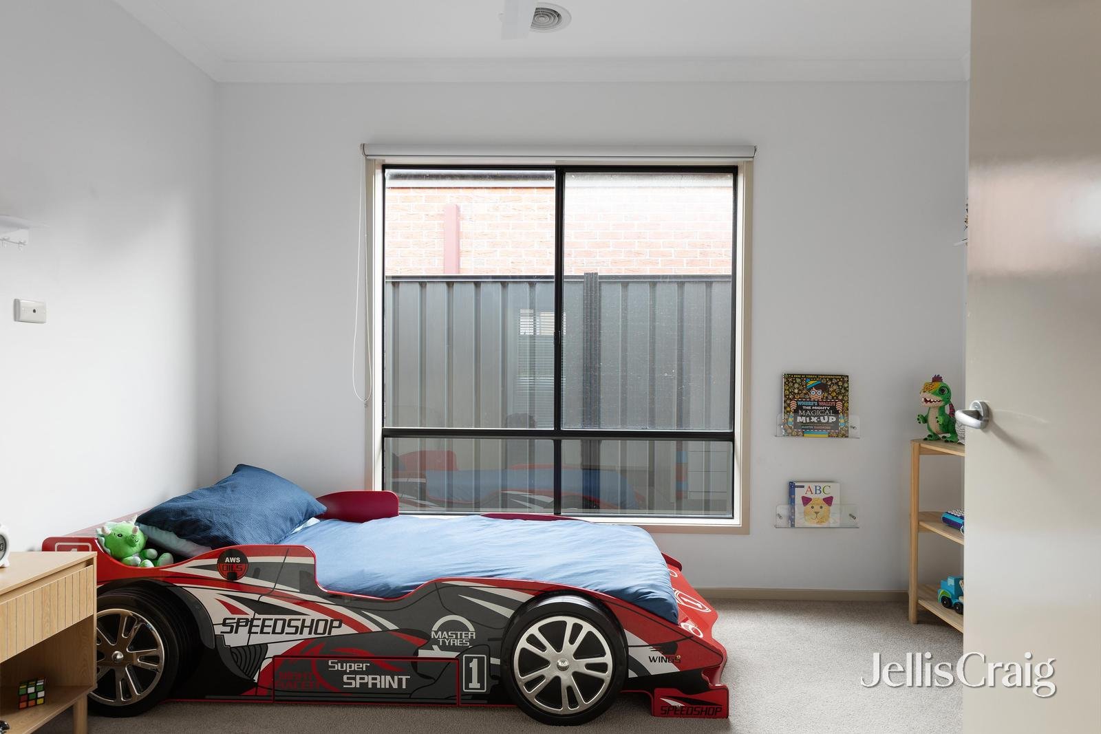 14 Dalziel Drive, Mernda image 9