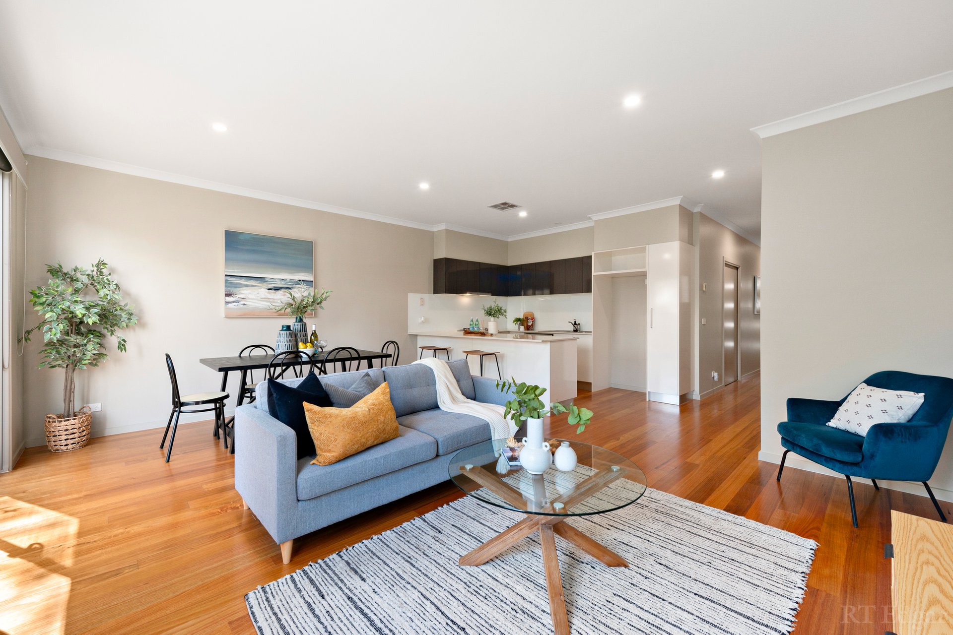 Property Gallery - Main Image