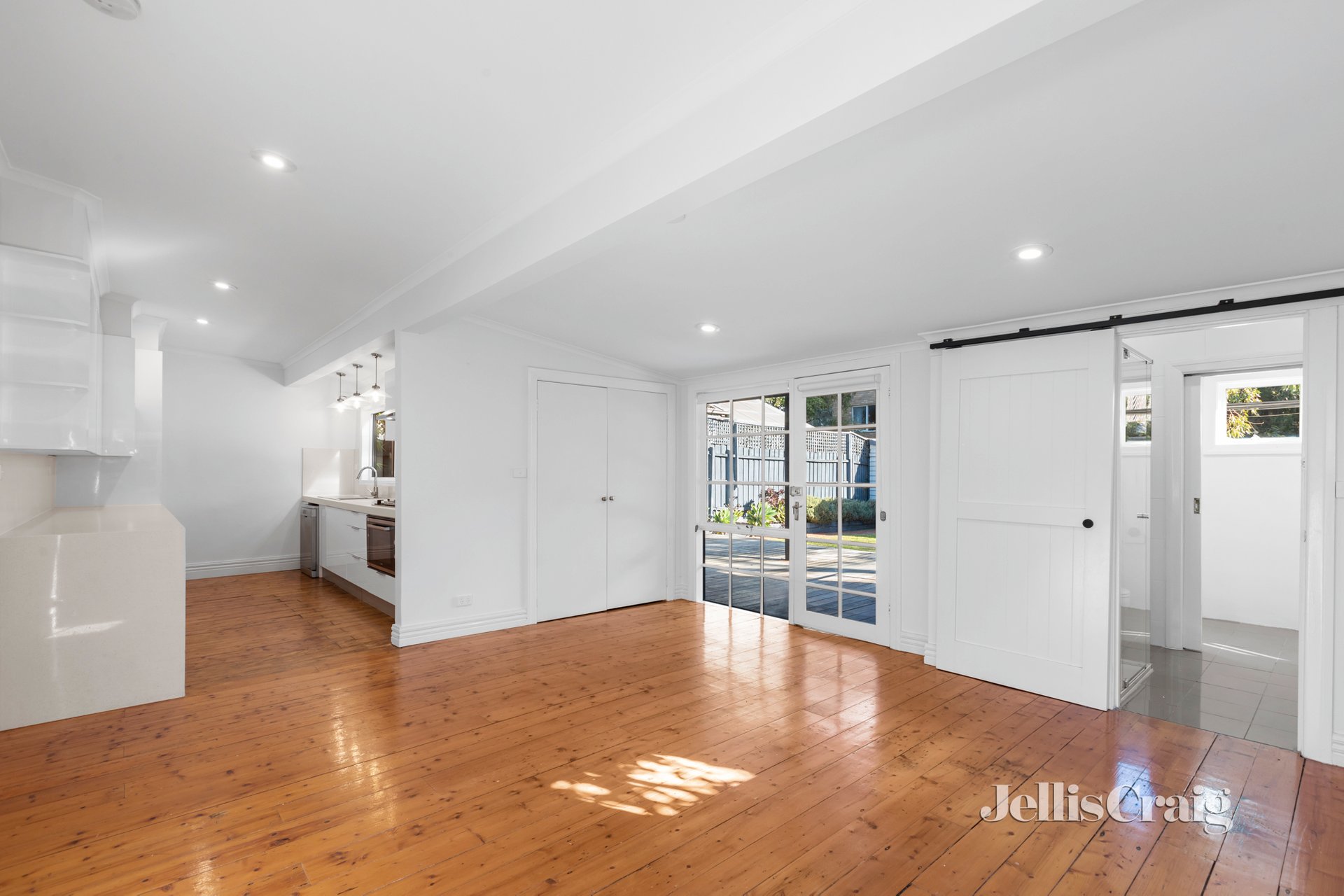 14 Davison St, Richmond image 3