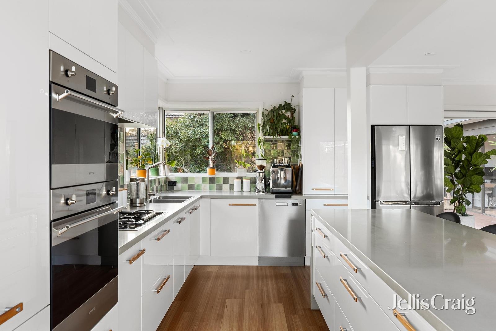 14 De Burgh Court, Viewbank image 3