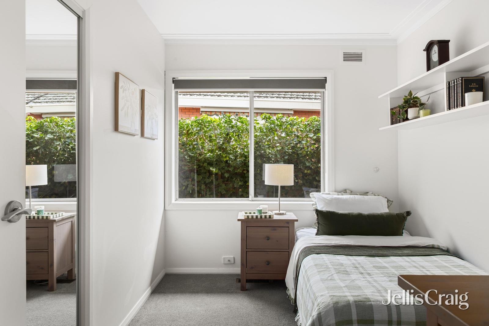 14 De Burgh Court, Viewbank image 6