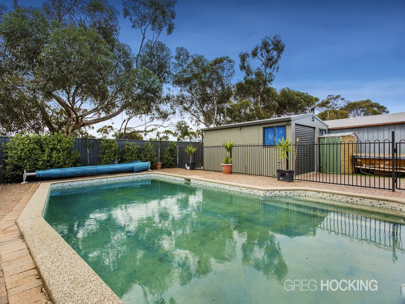 14 Deavey Court, Altona image 10