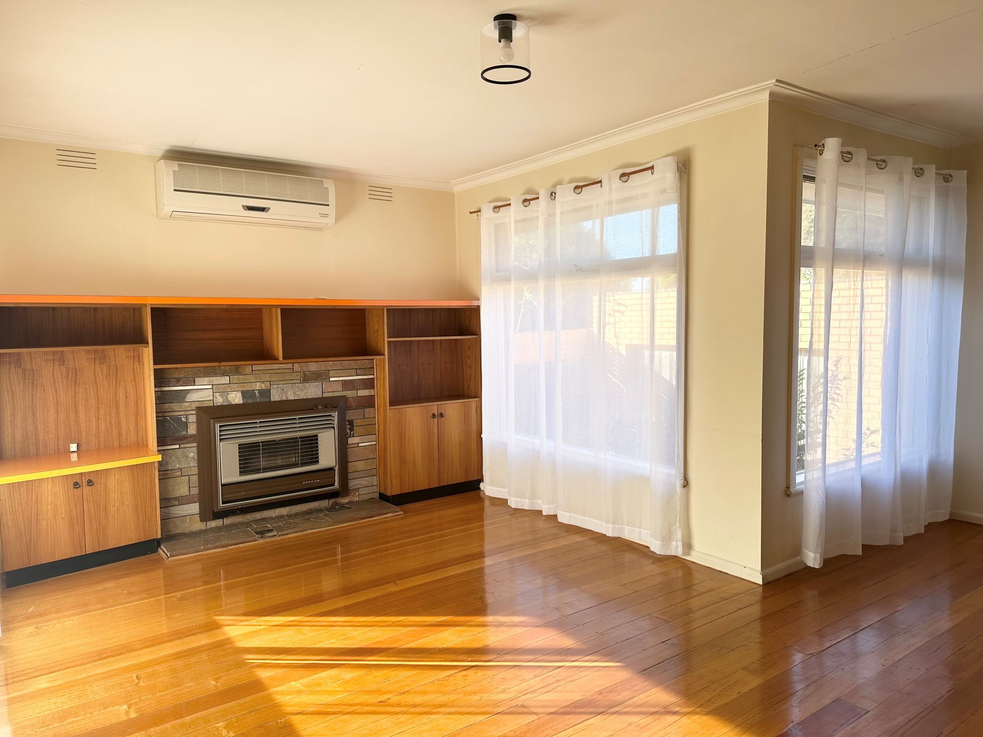 14 Dianne Street, Bundoora image 5