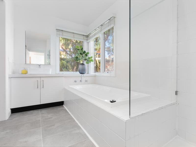 14 Dickens Street YARRAVILLE
