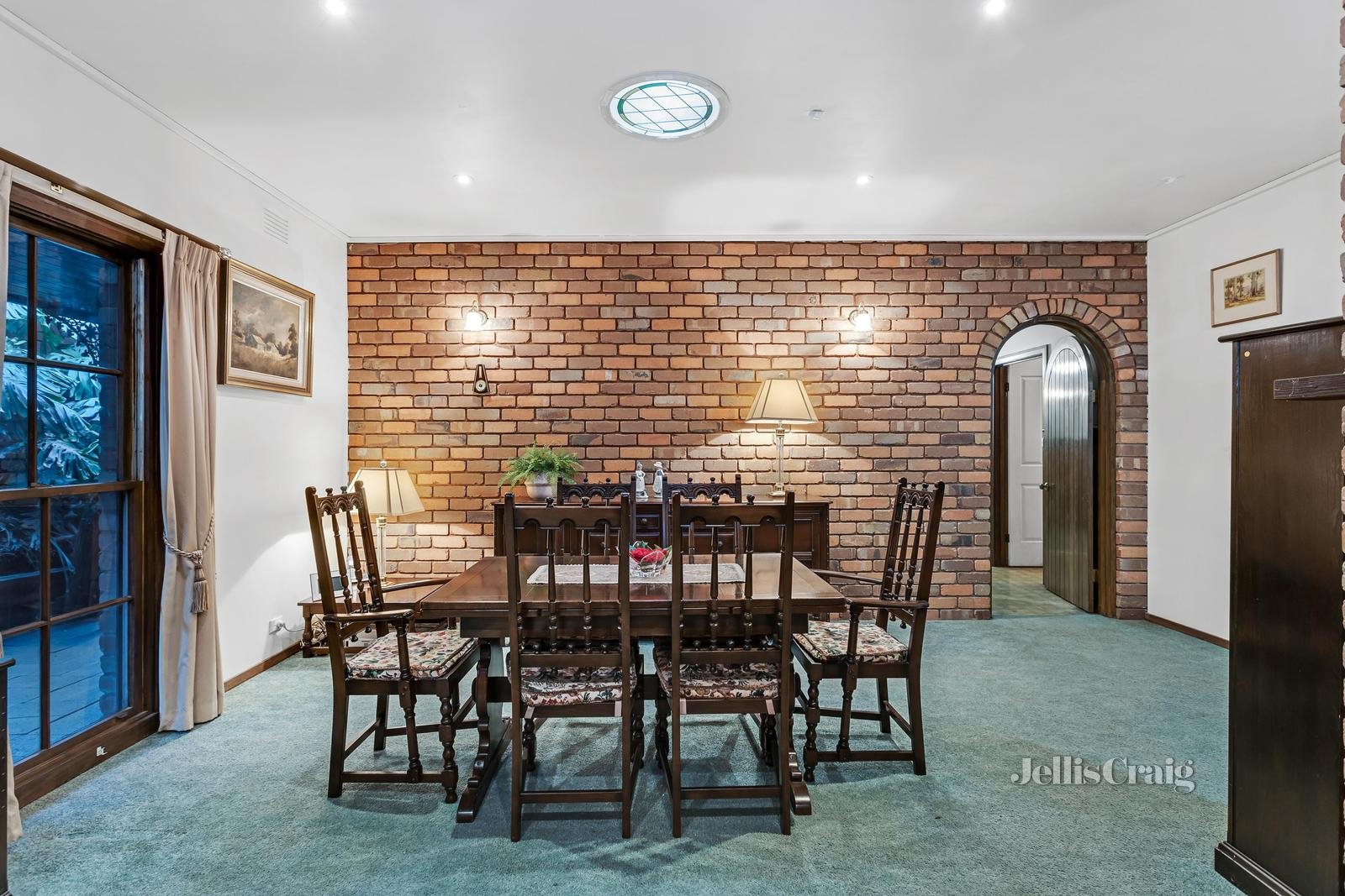 14 Dion Road, Glen Waverley image 4