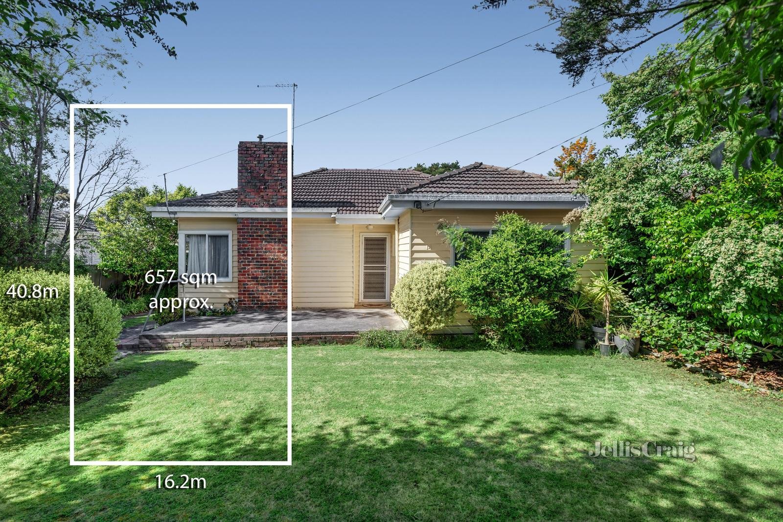 14 Dixon Grove, Blackburn image 1