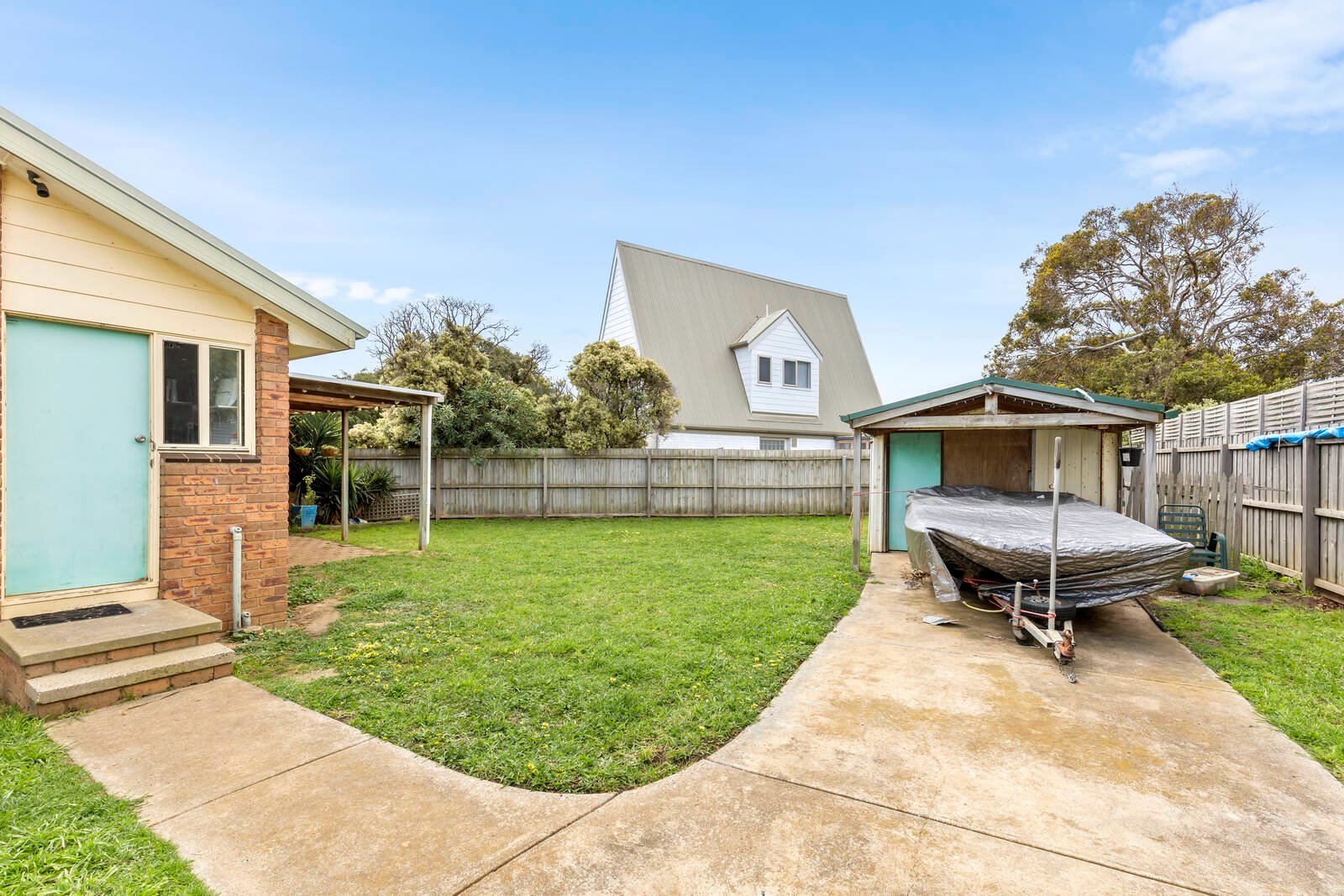 Property Gallery Thumbnail 11