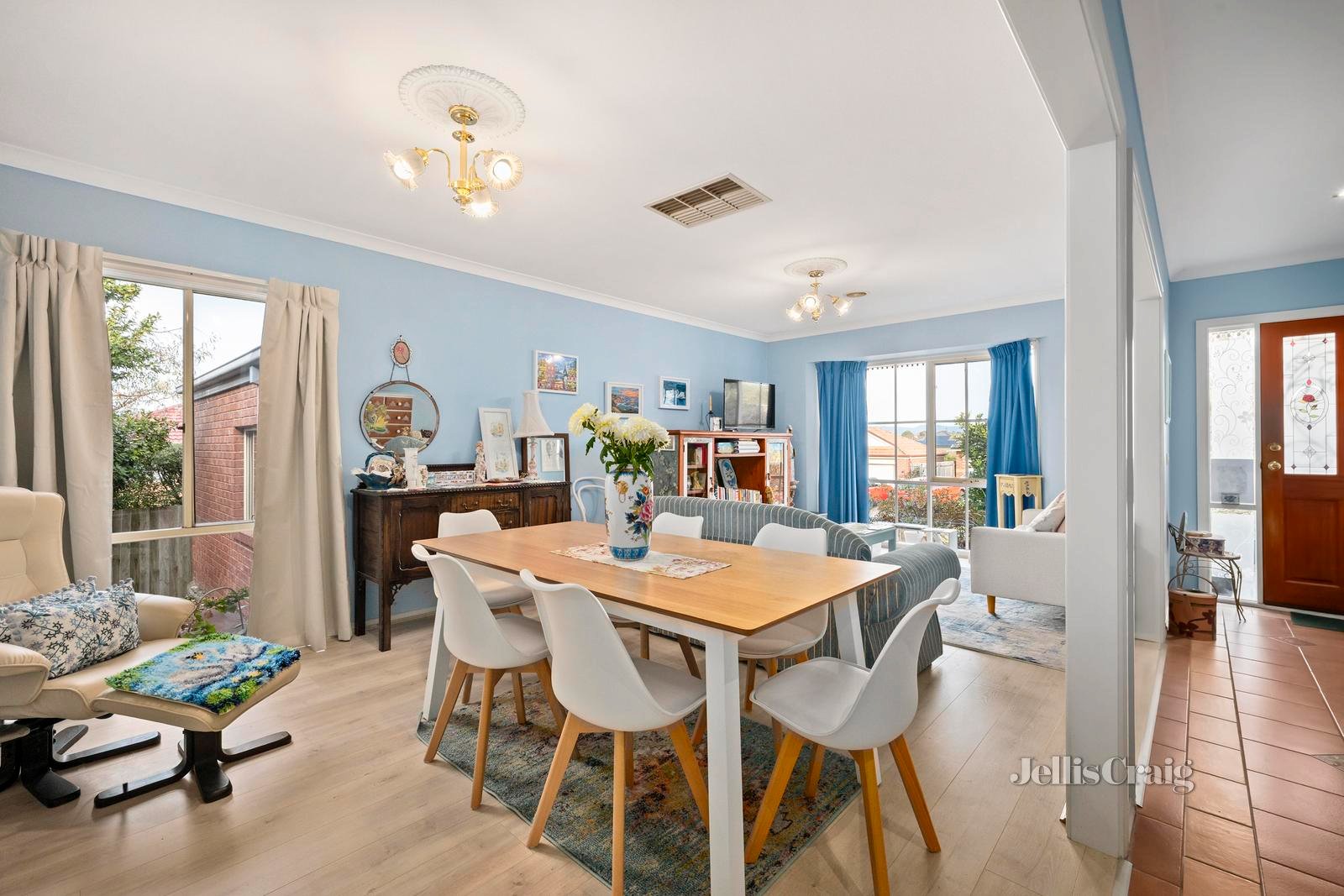 14 Domaine Grove, Chirnside Park image 3