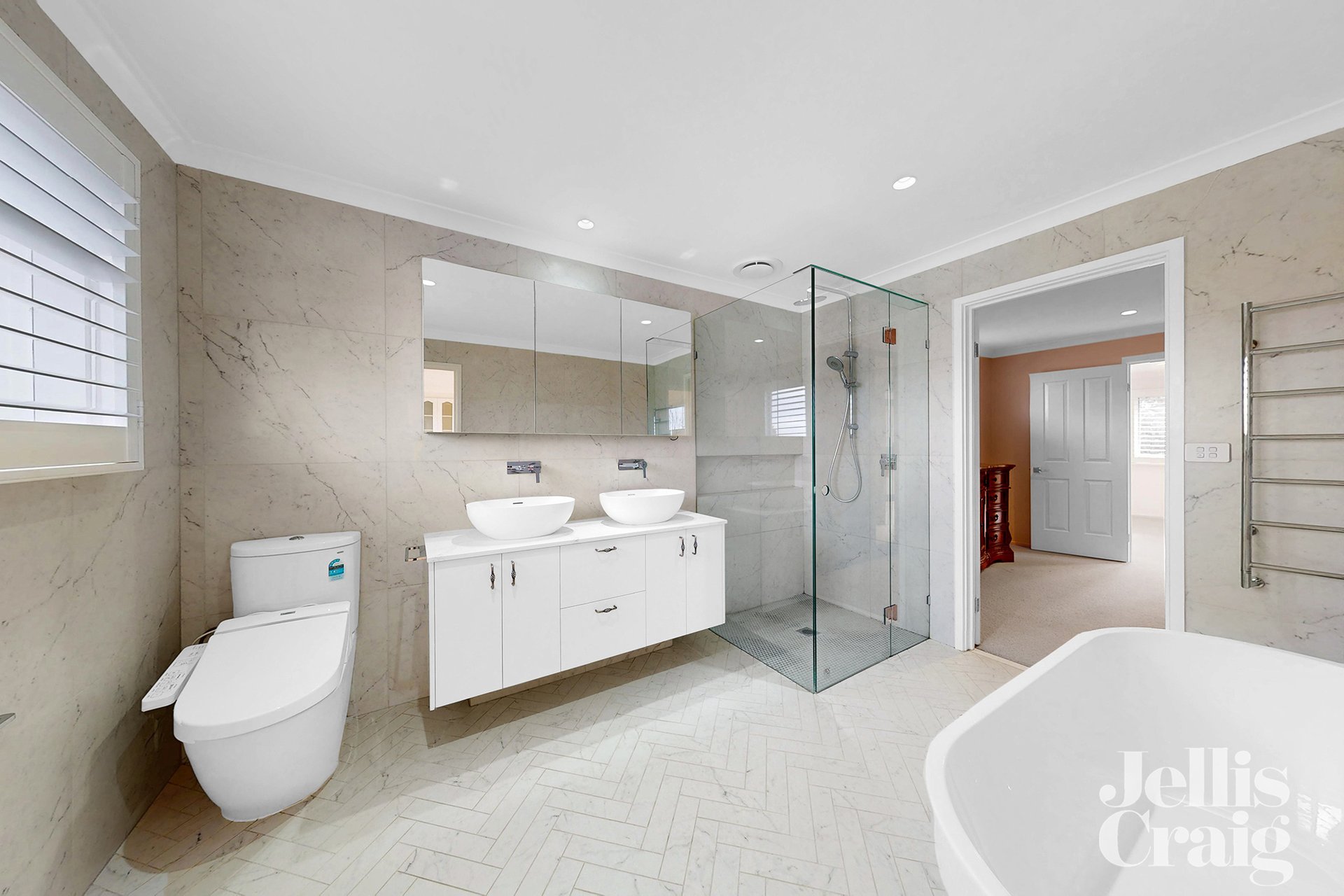 14 Dower Street, Camberwell image 8