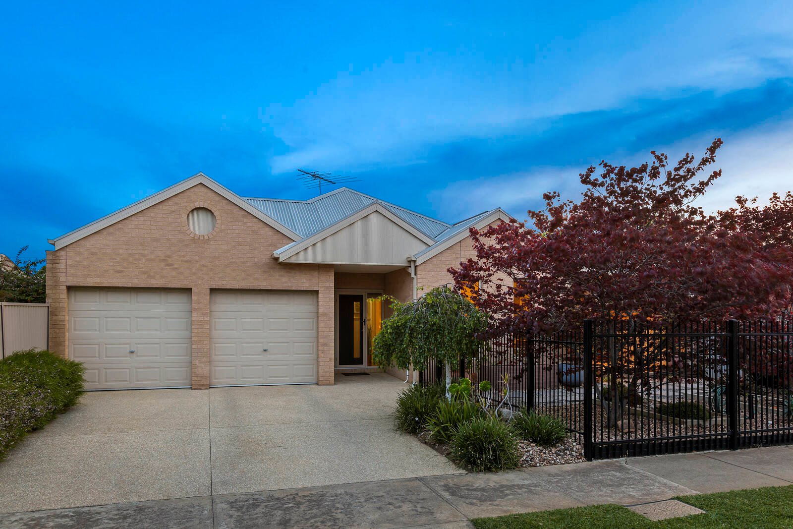 Property Gallery - Main Image