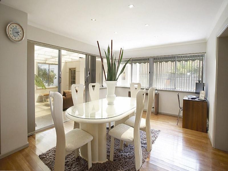14 Dumblane Street, Balwyn North image 3