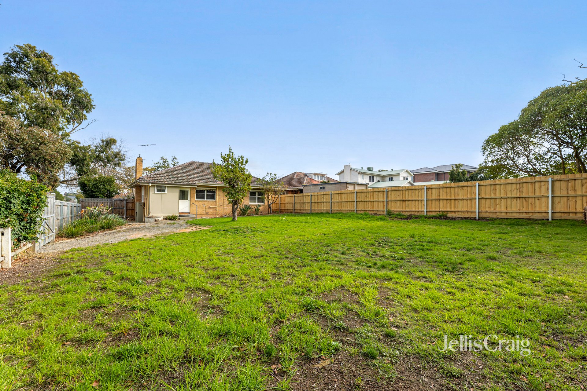 14 Edith Street, Glen&nbsp;Waverley image 6