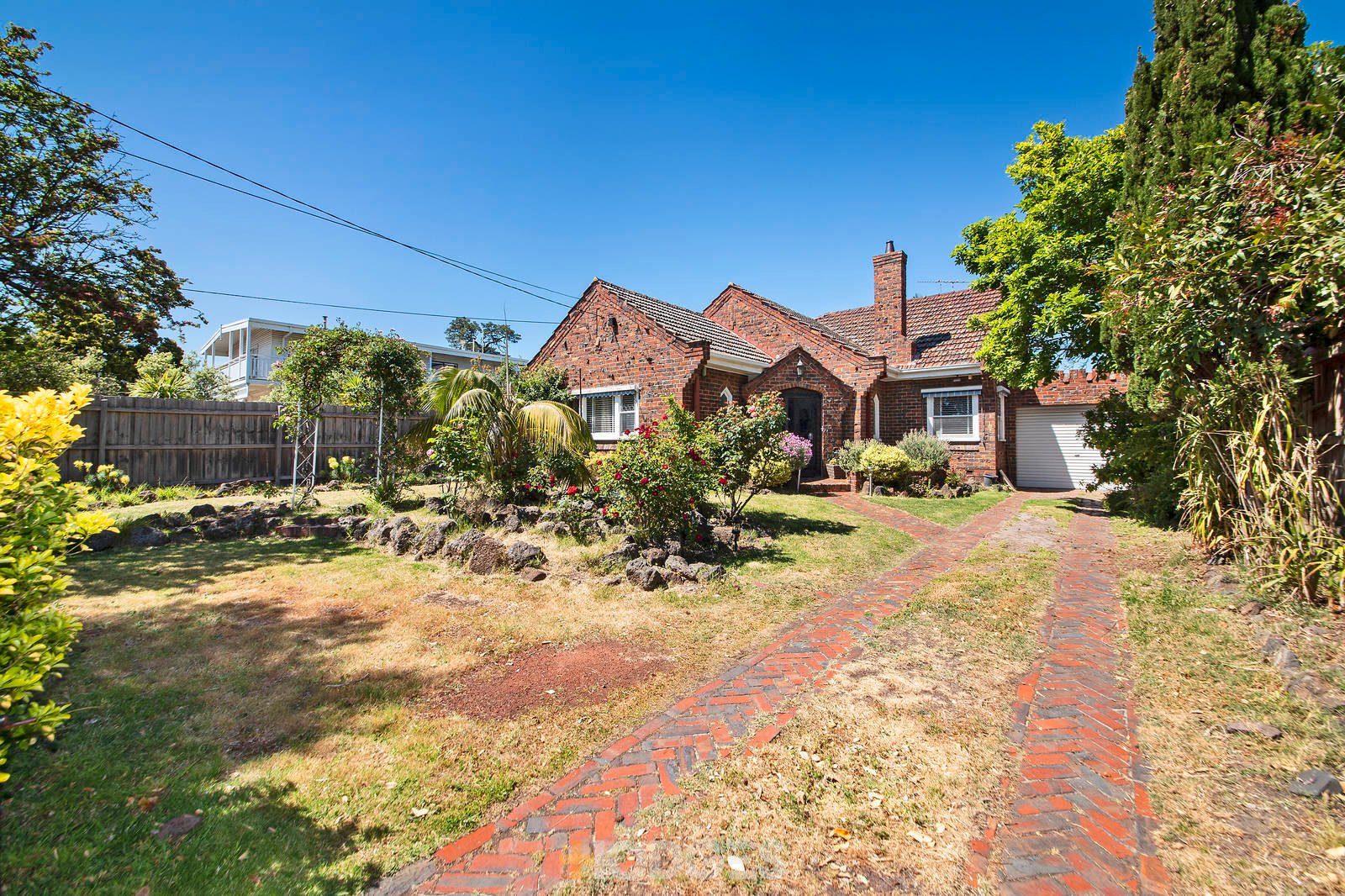14 Edro Avenue Brighton East