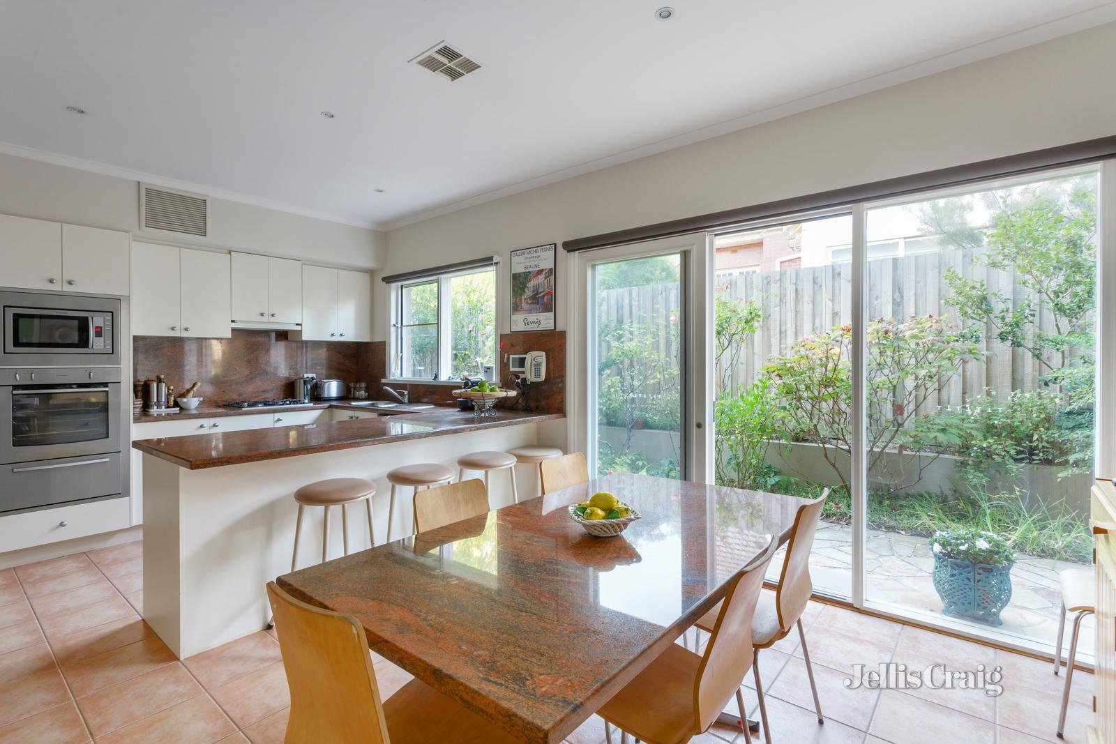 1/4 Edward Street, Kew image 3