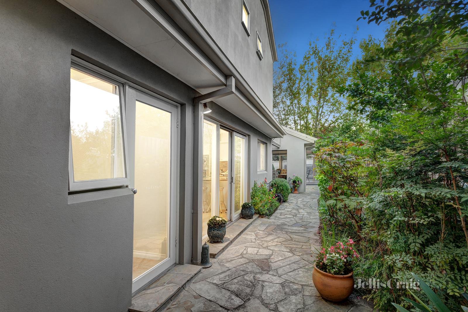 1/4 Edward Street, Kew image 8