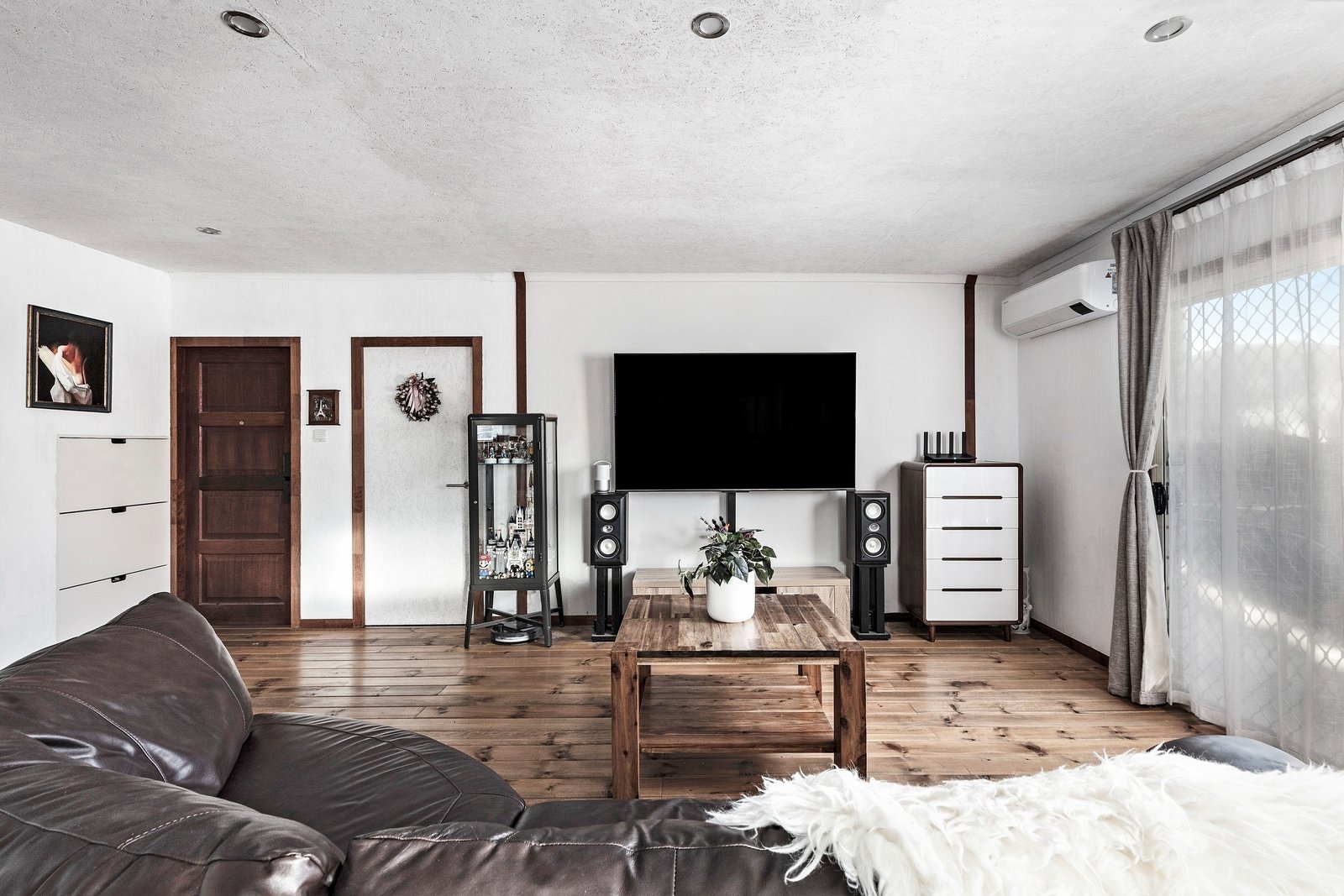 Property Gallery Thumbnail 2