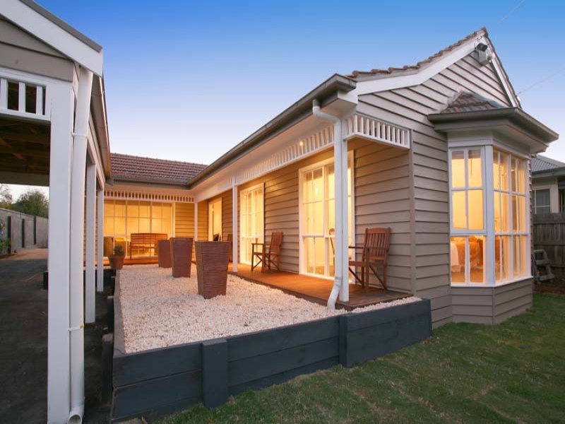 14 Elmhurst Road, Blackburn image 1