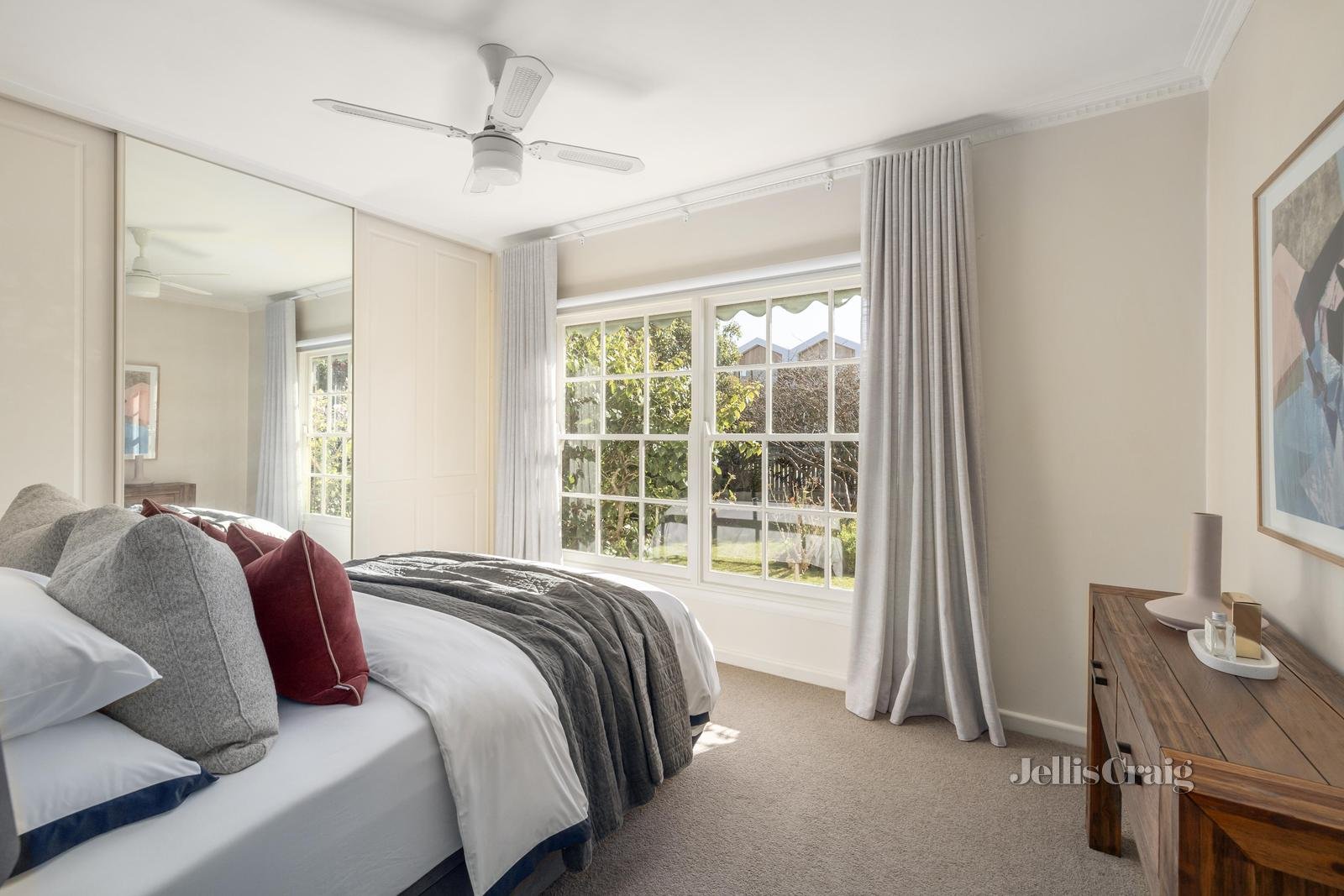 14 Fairbank Road, Bentleigh image 7