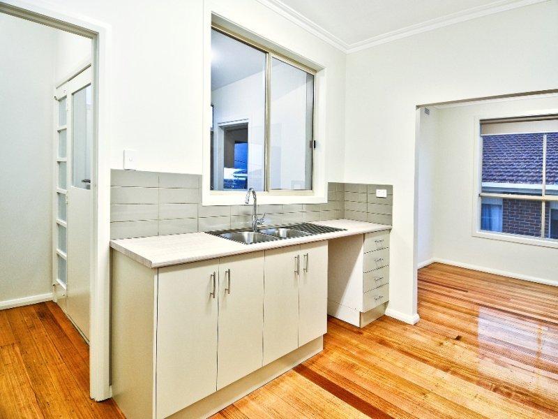 1/4 Fairy Street, Bell Post Hill image 2