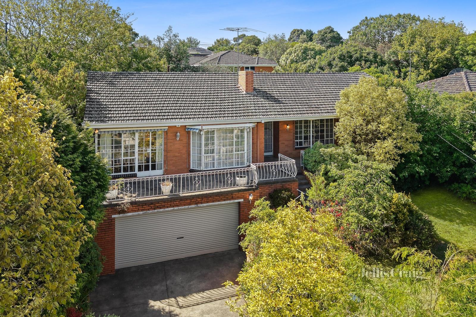 14 Farquharson Street, Mount Waverley image 10