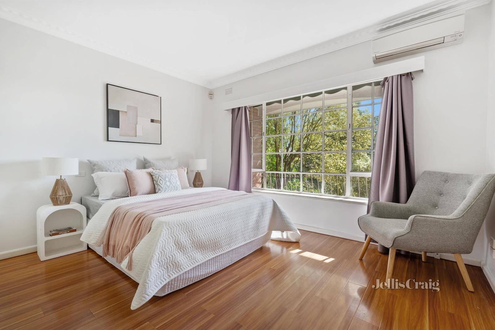 14 Farquharson Street, Mount Waverley image 8