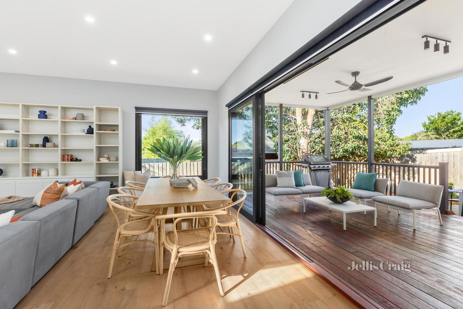 14 Fisher Street, Forest Hill image 4