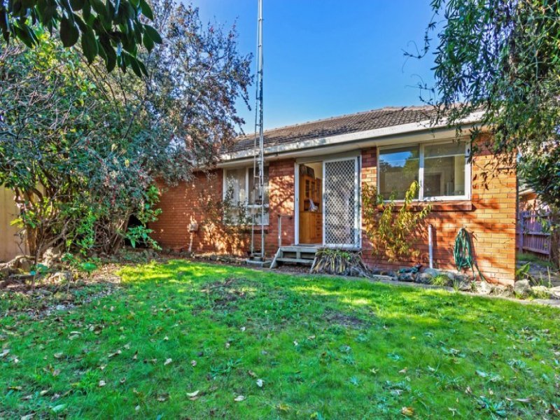 14 Gareth Drive, Burwood East image 6