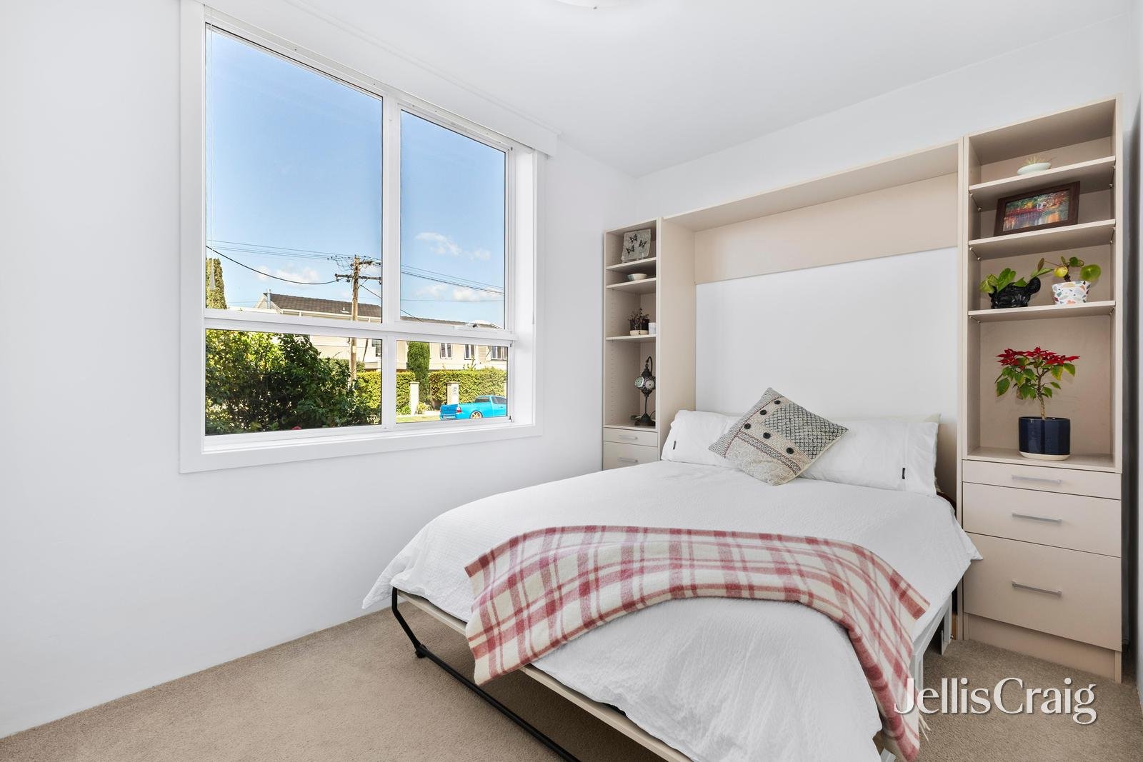 1/4 Gellibrand Street, Williamstown image 5