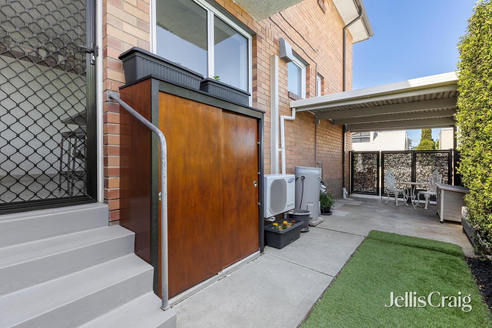 1/4 Gellibrand Street, Williamstown image 7