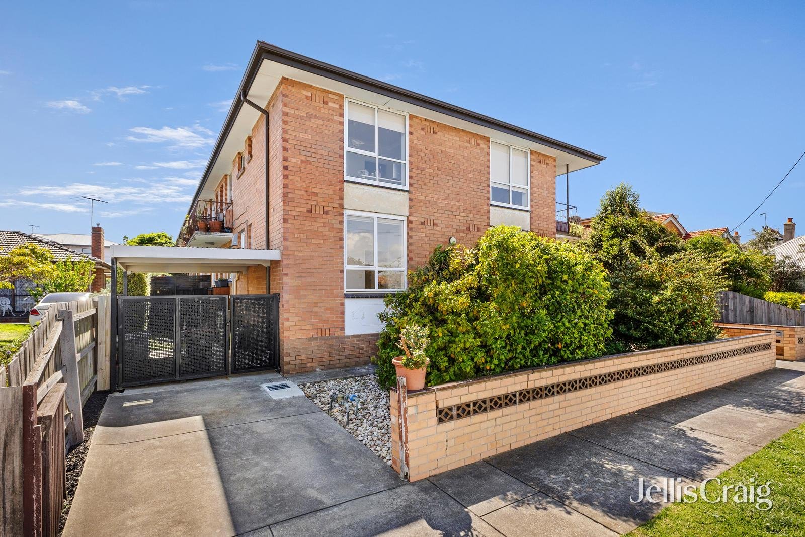 1/4 Gellibrand Street, Williamstown image 8