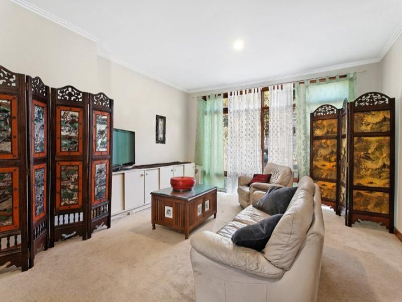 14 Gladstone Street, Surrey Hills image 2