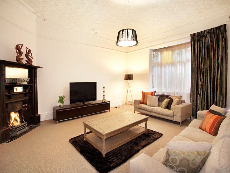 14 Glen Eira Road, Elsternwick image 6