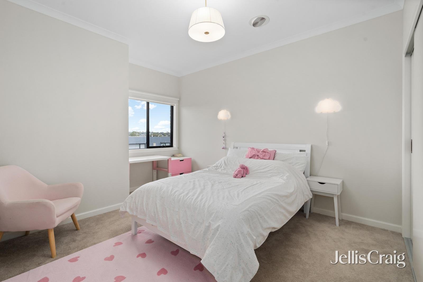 14 Glenfern Avenue, Doncaster image 10