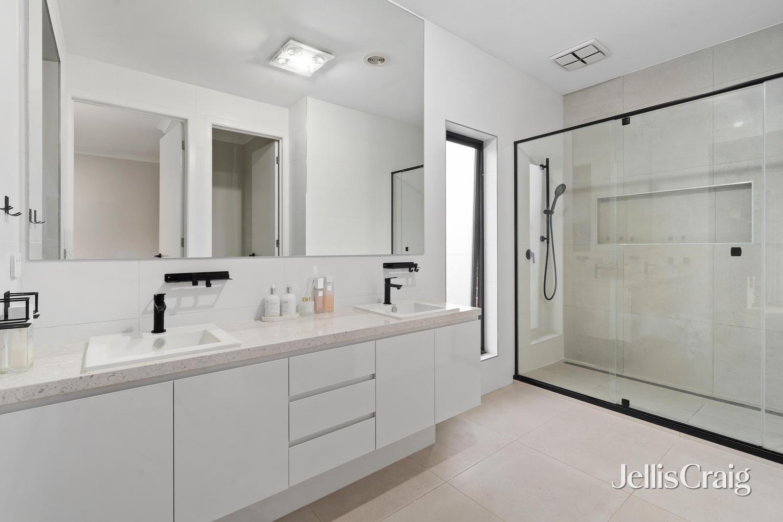 14 Glenfern Avenue, Doncaster image 11