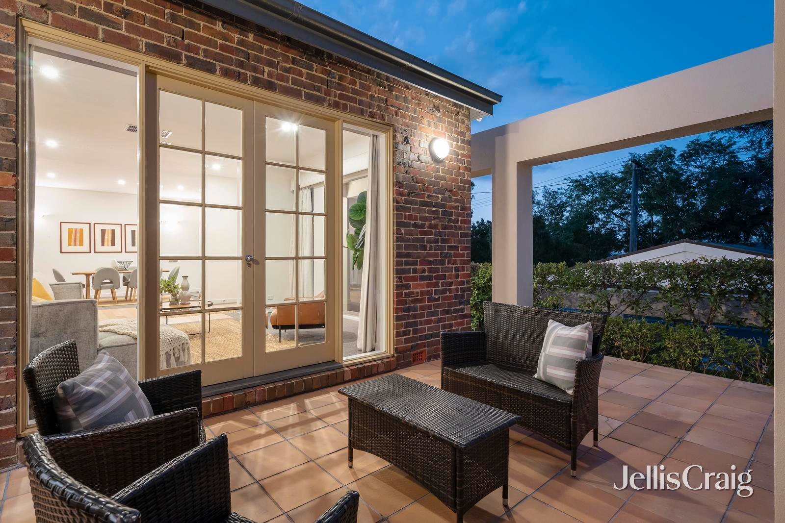 14 Goldthorns Avenue, Kew image 13