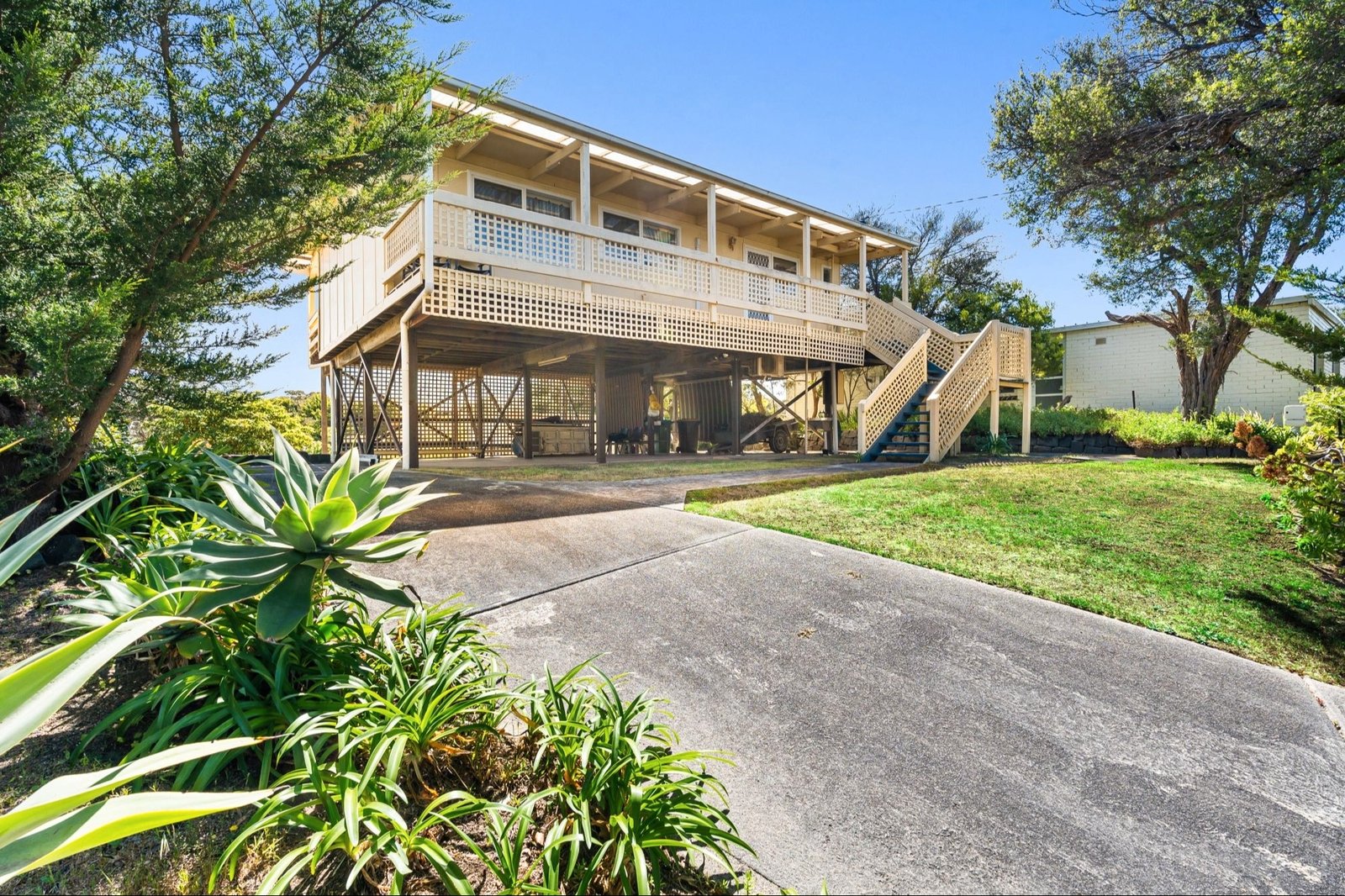 Property Gallery Thumbnail 2