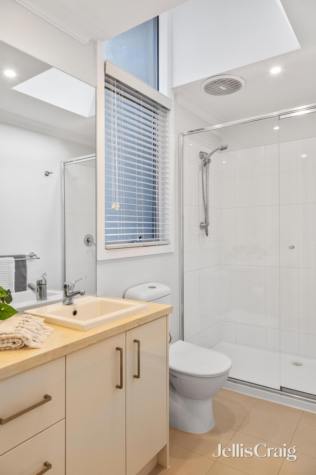 14 Griffin Street, Camberwell image 16