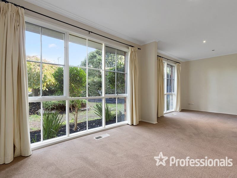 14 Grose Court, Croydon Hills image 6