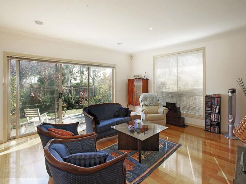 14 Grover Road, Doncaster image 2
