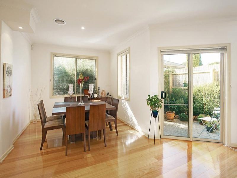 14 Grover Road, Doncaster image 4