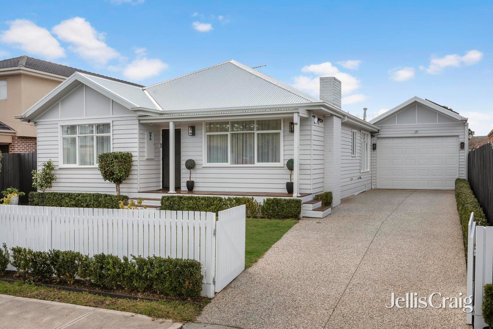 14 Gungarlan Drive, Keilor East image 1
