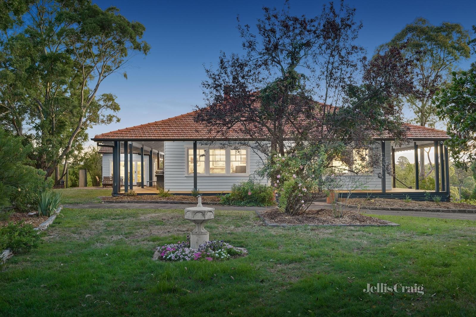14 Heads Road, Donvale image 2