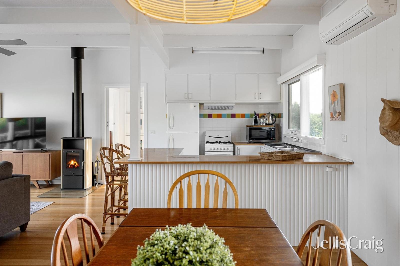 14 Heather Avenue, Sorrento image 12